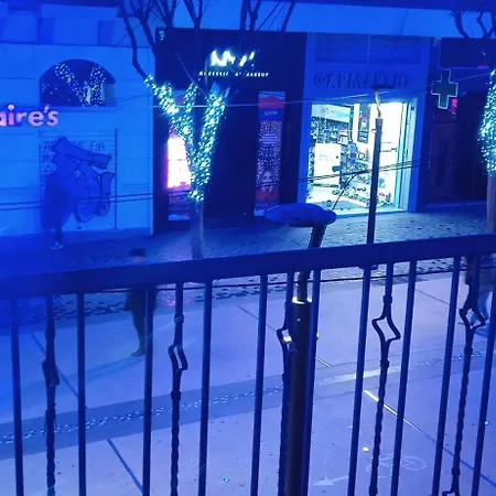 Lägenhet Balcony Of In The Heart Of Town