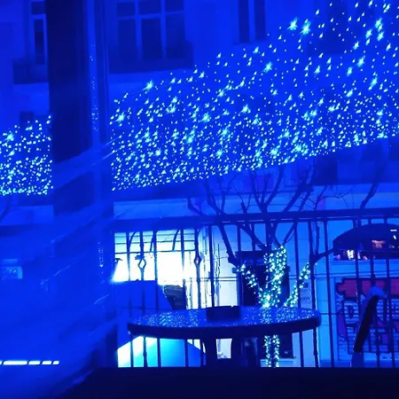 Balcony Of In The Heart Of Town Lägenhet *